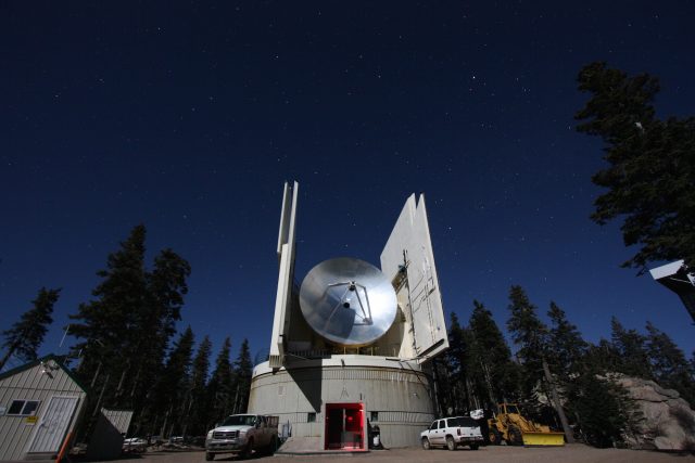 Image of a large metal dish.